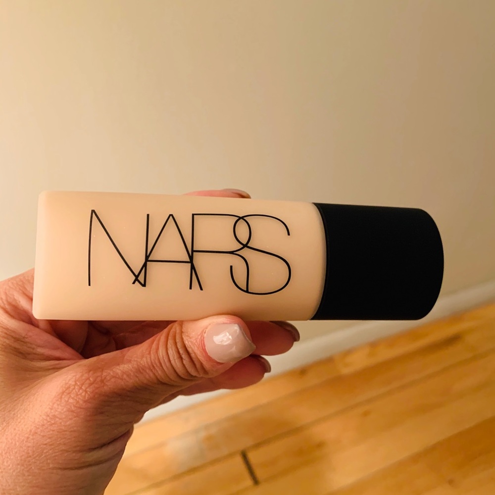 NARS light 4 complete foundation 1.5 fl